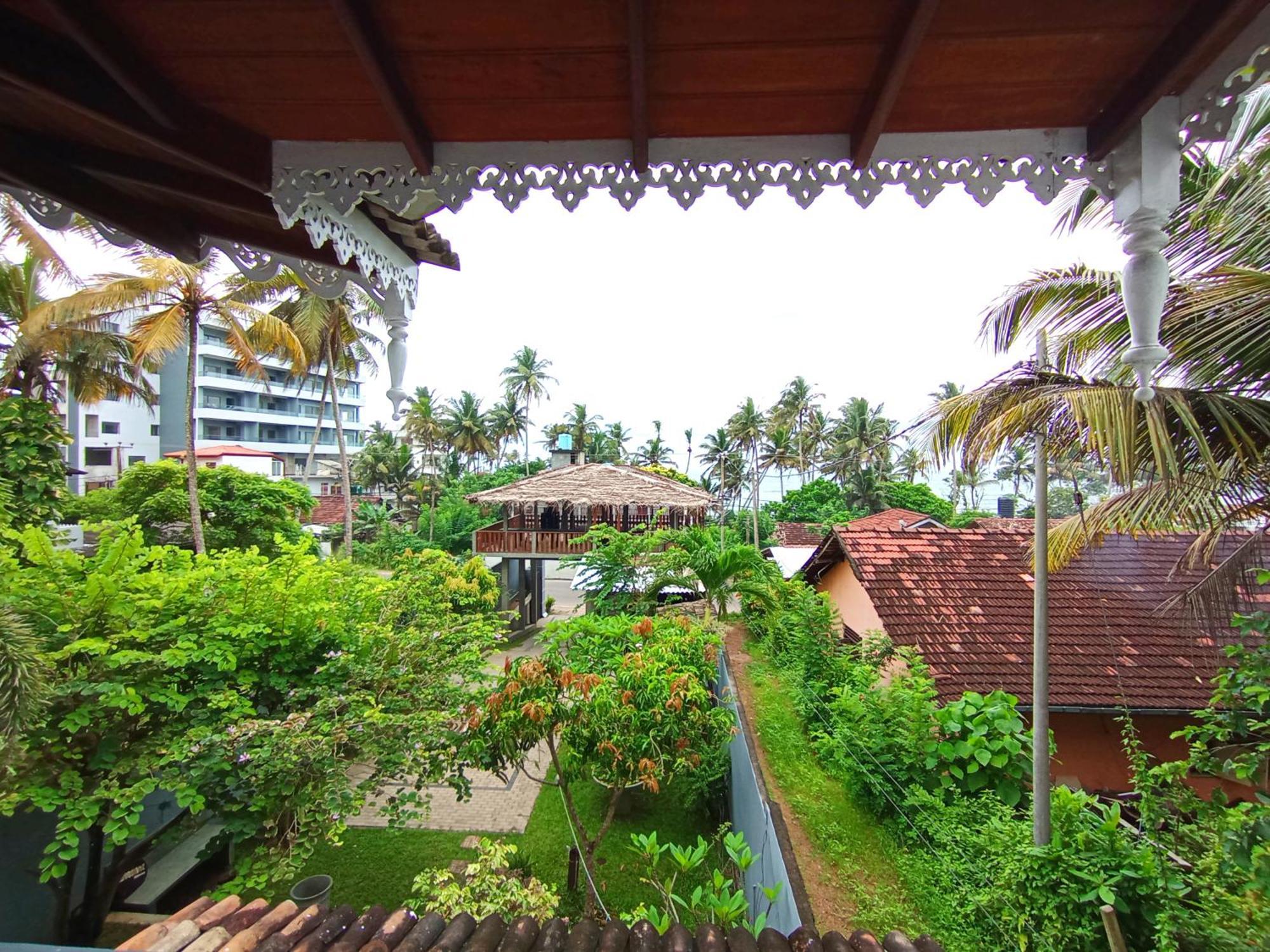 Hotel Lavender mirissa Extérieur photo