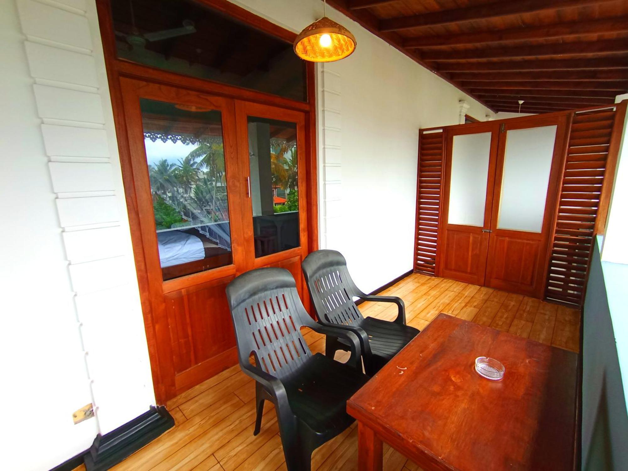 Hotel Lavender mirissa Extérieur photo
