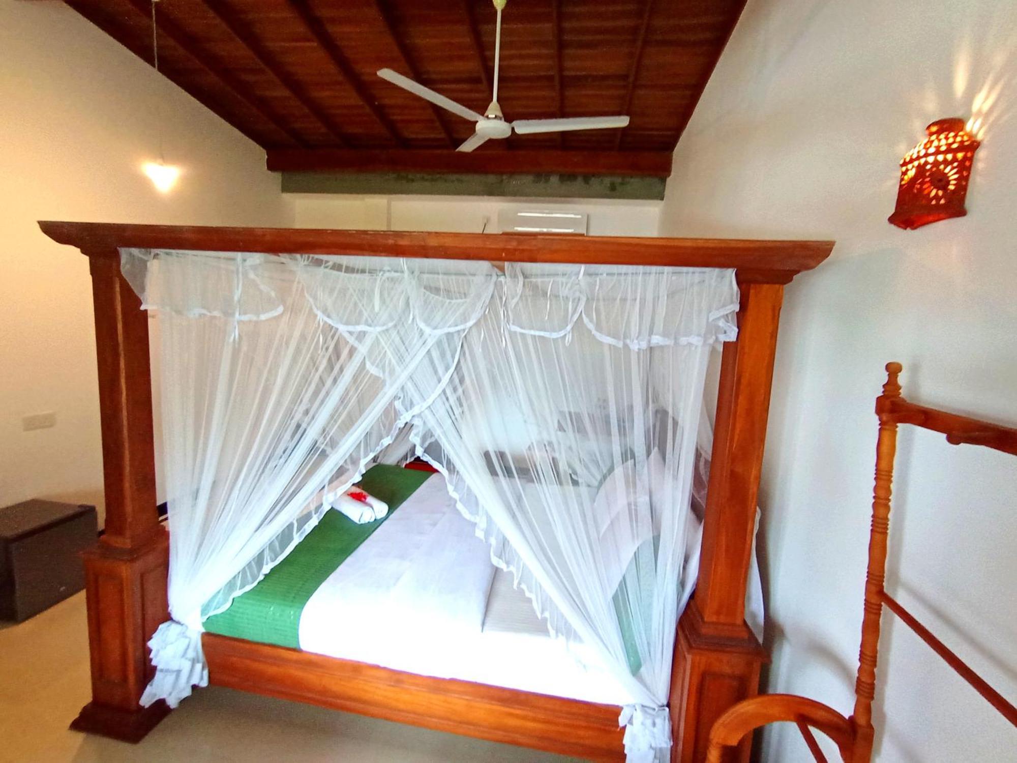 Hotel Lavender mirissa Extérieur photo
